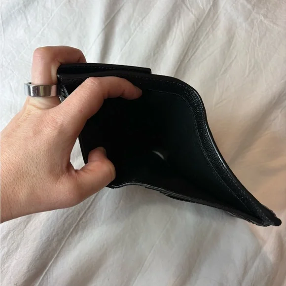 Saint Laurent Black Textured Wallet - Picture 5 of 7